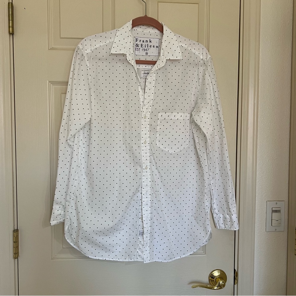 Frank & Eileen White Button-Down Shirt with Black Micro Dot Print